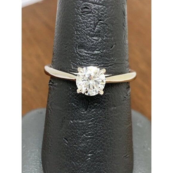 Unique Moments Engagement Ring Lab Grown 0.75ct Diamond 10k White Gold Size 8 main image 12